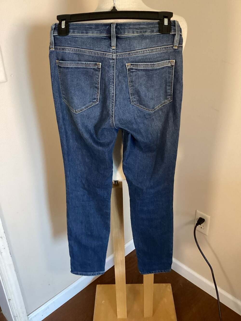 Athleta SCULPTEK Denim Skinny Jeans Medium Wash Blue Size 0P Petite - Picture 3 of 3